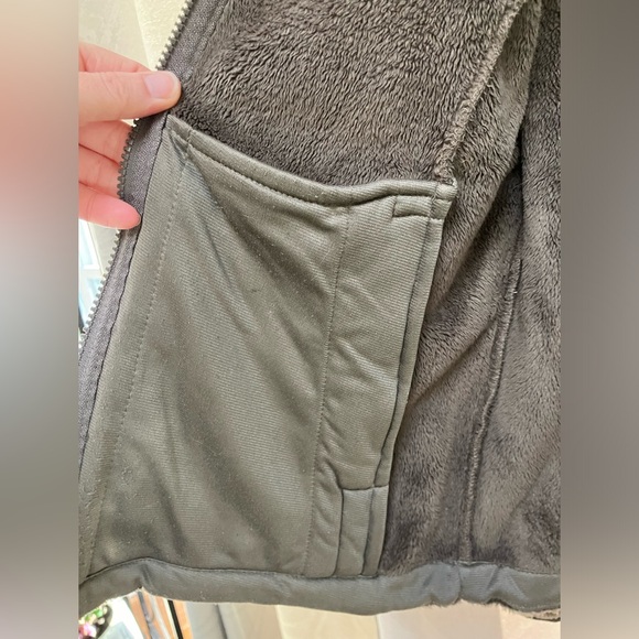 The North Face Women’s 2-piece Ski/Winter Jacket - Picture 13 of 16